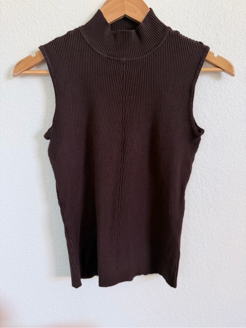 Cato Sleeveless Ribbed Mock Neck Tank - Dark Brown